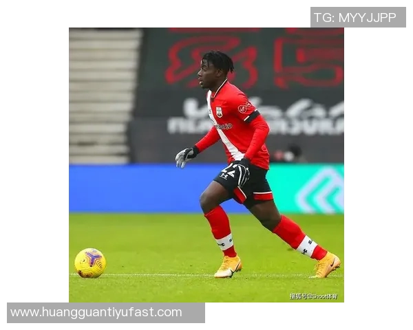 梅努英超赛季表现平平20岁小将替补多身价高达4500万位列队内第五 梅努英超赛季表现平平20岁小将替补多身价高达4500万位列队内第五