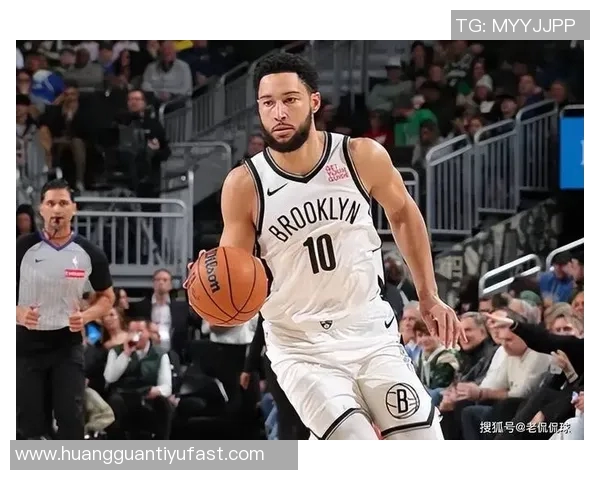 米德尔顿谈字母在篮下表现期待制造进攻犯规的精彩瞬间 米德尔顿谈字母在篮下表现期待制造进攻犯规的精彩瞬间