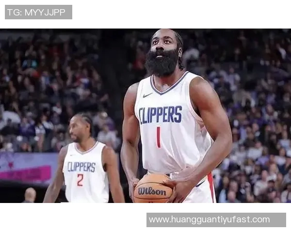 小卡三节狂砍51分挑战快船单场得分纪录哈登55分能否被打破 小卡三节狂砍51分挑战快船单场得分纪录哈登55分能否被打破