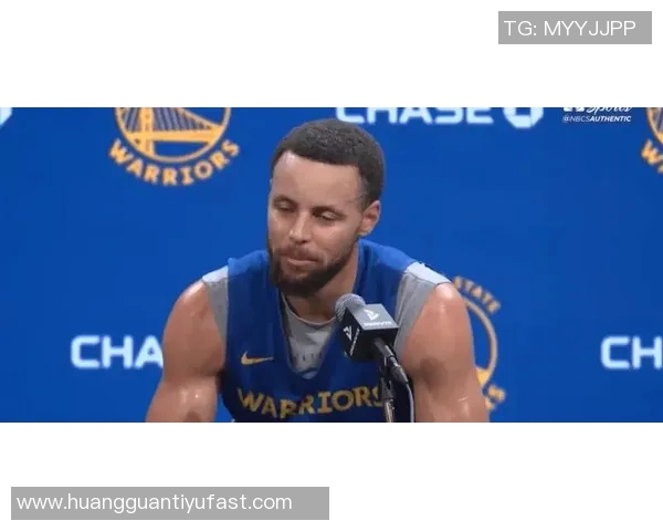 斯潘塞三分命中后向勇士替补席比钱手势库里转发引热议